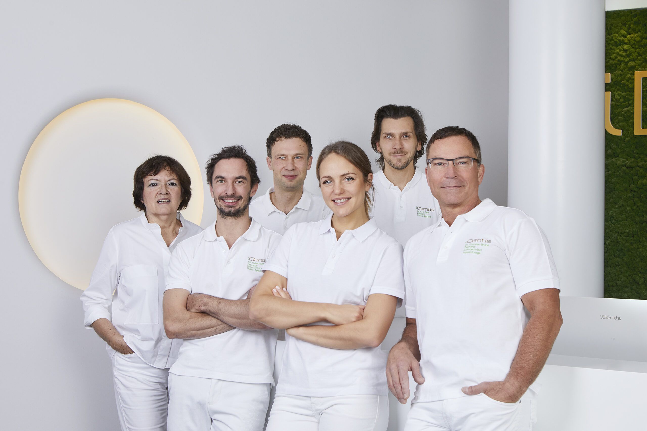 Zahnärzteteam bei iDentis - Ihrem Zahnarzt in Berlin-Steglitz