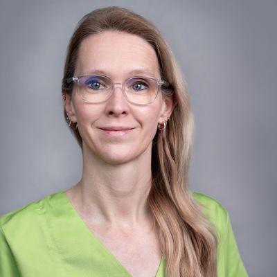 Frau Hengst_Dentalhygienikerin