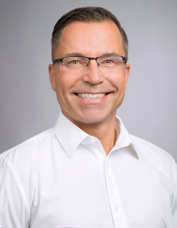 Dr. Thorsten Wilde - Implantologe Berlin - Praxisinhaber iDentis in Berlin